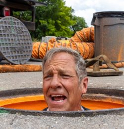 Dirty Jobs Manhole Rehabilitator