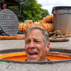 Dirty Jobs Manhole Rehabilitator