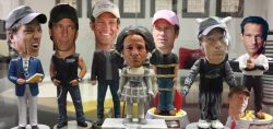 OFF THE WALL: Bobble-Head Me